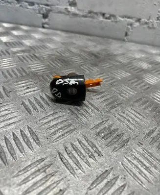 Toyota RAV 4 (XA30) Front door lock (next to the handle) 