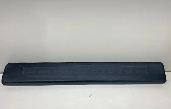Chevrolet Camaro Front sill trim cover USF9173 26291