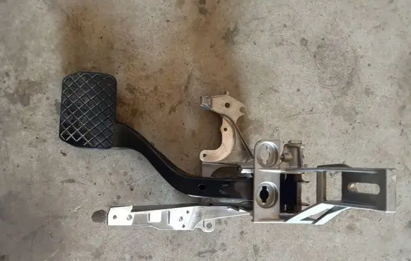 Audi A4 S4 B7 8E 8H Brake pedal 8E1721117A