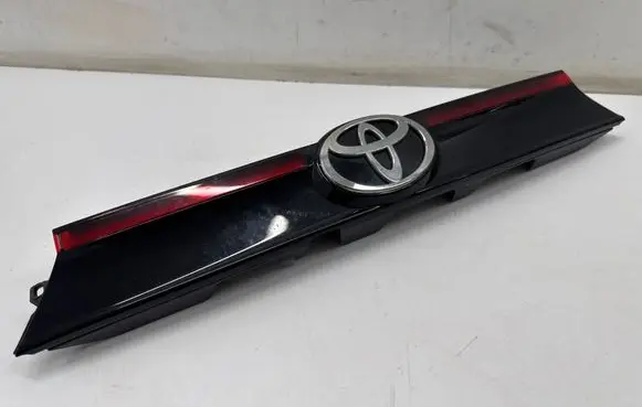 Tailgate rear/tail lights