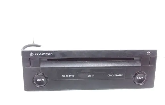 Volkswagen Golf IV CD/DVD changer 