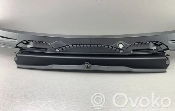 BMW X3 E83 Wiper trim 51713401811 3401811
