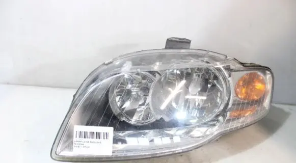 Audi A4 S4 B7 8E 8H Headlight/headlamp