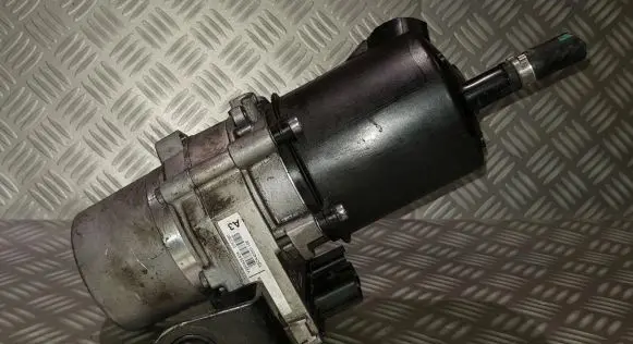 Citroen DS5 Power steering pump 9806456080