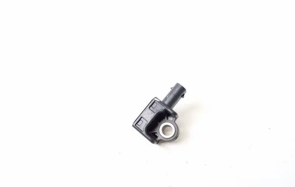 Infiniti Q30 Airbag deployment crash/impact sensor A1668210151