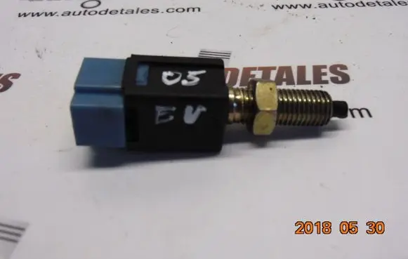 Nissan Primera Brake pedal sensor switch