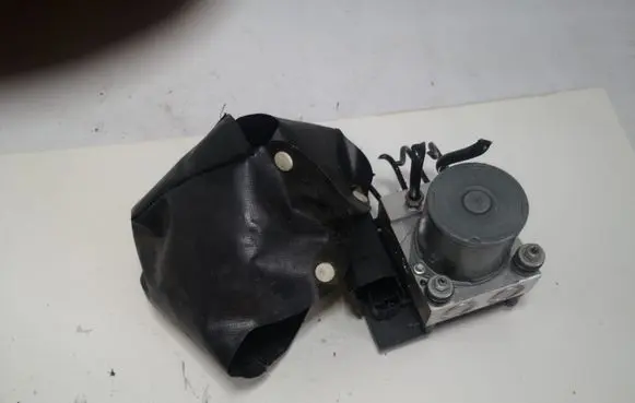Peugeot 308 ABS Pump 0265252070 9666957480 0265951870