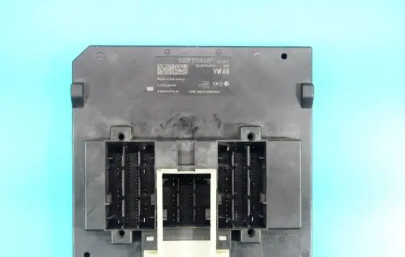 Skoda Octavia Mk3 (5E) Central body control module 5Q0937084AF IMPRK1234698