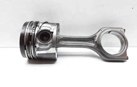 Volvo V70 Piston with connecting rod