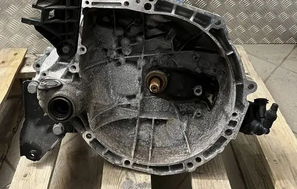 Peugeot 208 I Manual 5 speed gearbox 