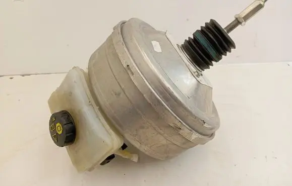 Porsche Macan (95B) Brake booster 4M0612103J