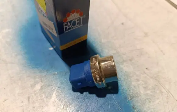 Coolant temperature sensor
