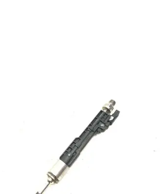 BMW 7 F01 F02 F03 F04 Fuel injector 0261500136 7599876