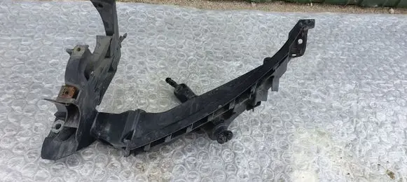 Audi A4 S4 B8 8K Headlight/headlamp mounting bracket 8K0805607L
