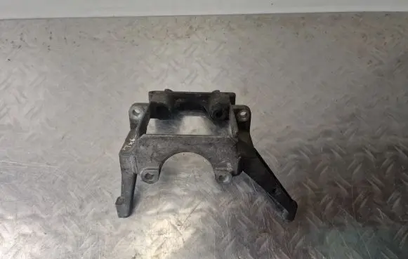 Audi A4 S4 B5 8D Power steering pump mounting bracket 078145383F