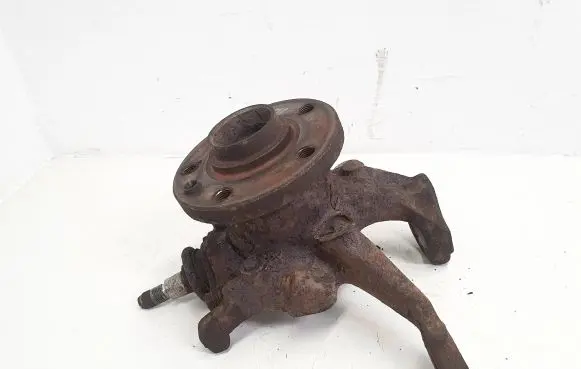 Volkswagen Multivan T4 Front wheel hub spindle knuckle