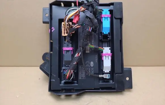 Audi A4 S4 B8 8K Comfort/convenience module 8K0907064CS