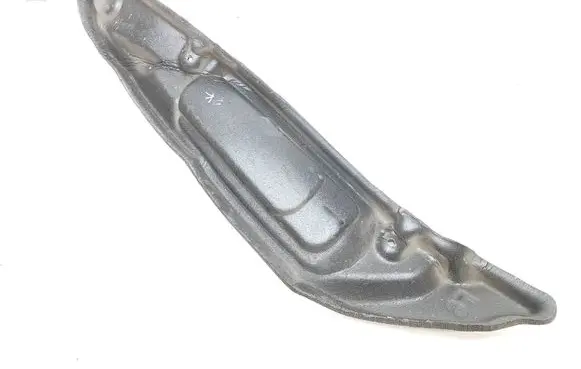 Dodge Challenger Fender foam support/seal 