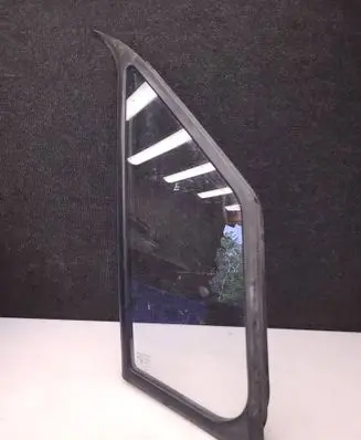 Mercedes-Benz Sprinter W906 Front vent window/glass (coupe) A9066711320