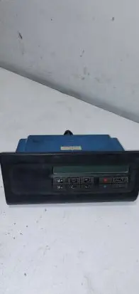 Volkswagen PASSAT B4 Climate control unit 3A0907044 9BG72496100