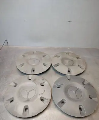 Mercedes-Benz Sprinter W901 W902 W903 W904 Original wheel cap A9064010025