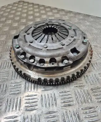 Renault Clio VI 123113414R 302107276R 301015285R