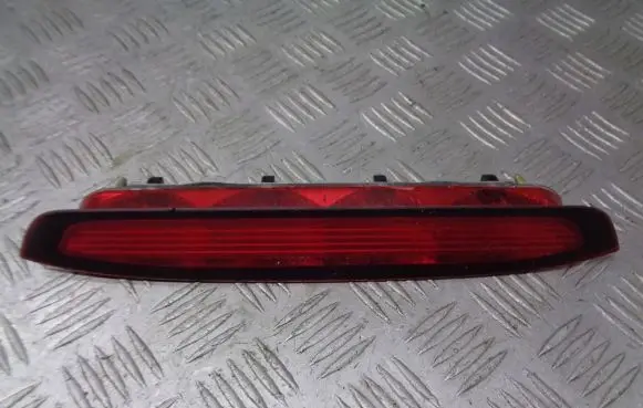 Toyota Corolla Verso E121 Third/center stoplight