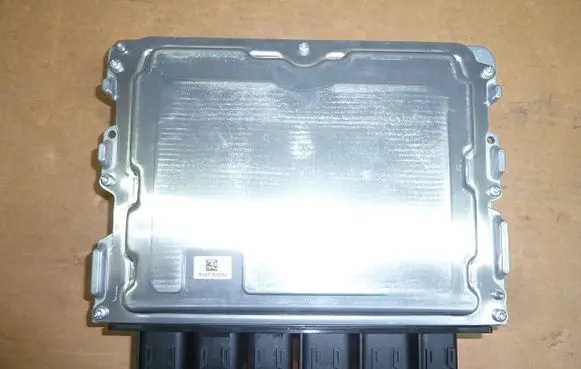 BMW 3 G20 G21 Combustion control unit/module 0281036788