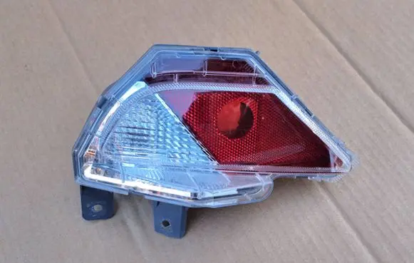 Toyota RAV 4 (XA40) Rear fog light 8145642060