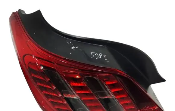 Peugeot 508 Rear/tail lights 9686293780