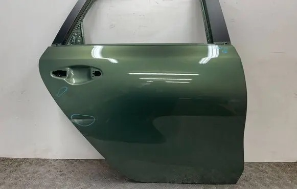 KIA Ceed Rear door 