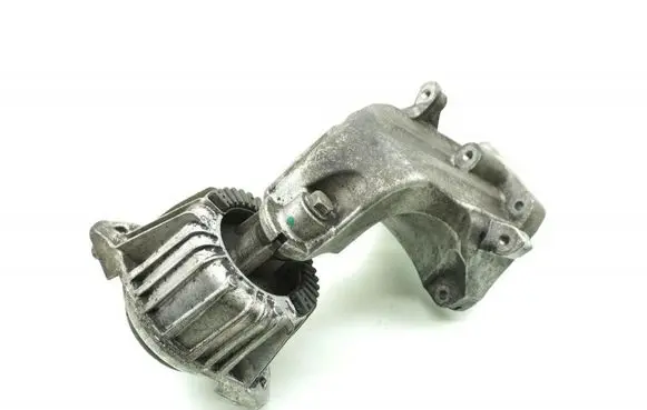 Mercedes-Benz E A207 Engine mount vacuum valve A2042404717