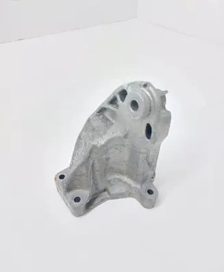 Mercedes-Benz CLS C218 X218 Engine mounting bracket A6422235204 6860721 4600A48