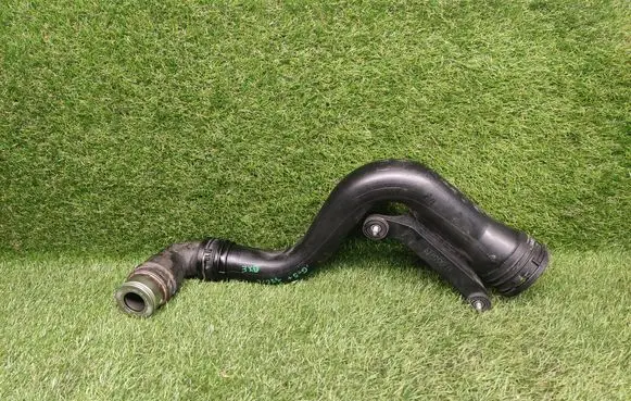 Volkswagen Golf V Intercooler hose/pipe 1K0145762CK