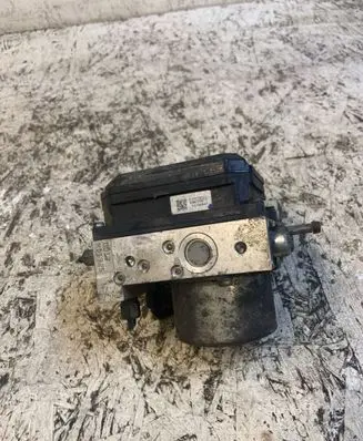 Nissan Juke I F15 ABS Pump E12010221
