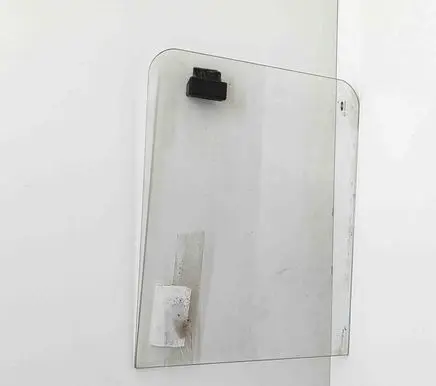 Land Rover Defender Rear side window 43R000596 MWC4726