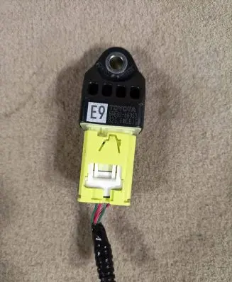 Toyota Prius+ (ZVW40) Airbag deployment crash/impact sensor 8983168030