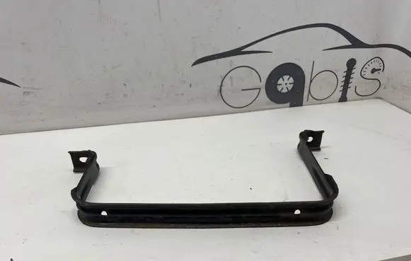 Mercedes-Benz Sprinter W906 Fuel tank mounting bracket A9064750021