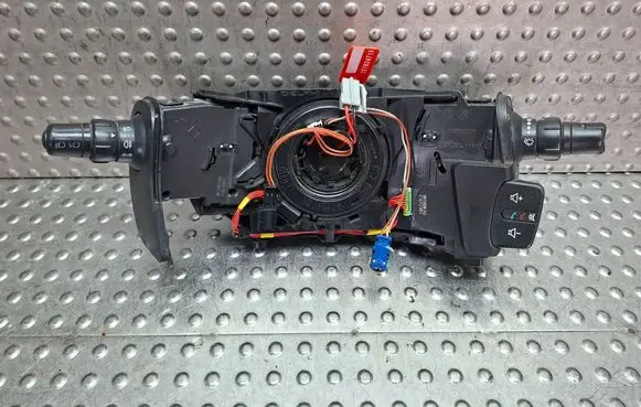 Renault Kangoo II Wiper turn signal indicator stalk/switch S27624719 8200906830