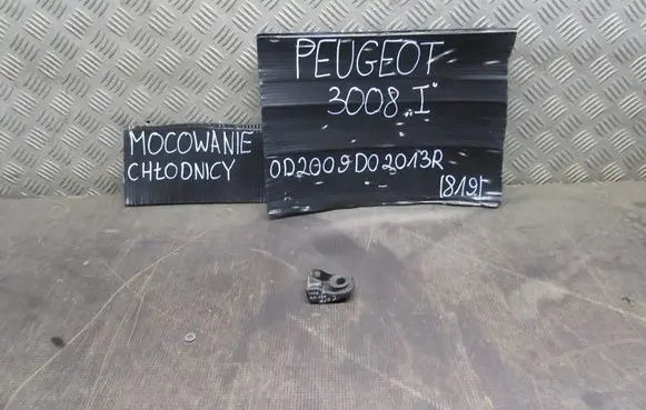 Peugeot 3008 I Radiator mount bracket 9628677880