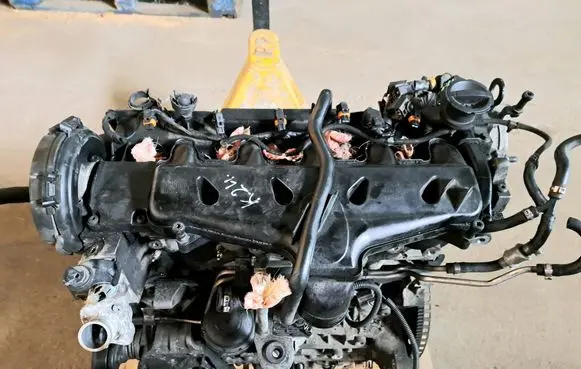 Volvo V70 Engine D5244T5 D5244T