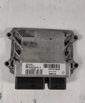 Dacia Sandero Engine control unit/module 237101161R 237101430R S180105122A