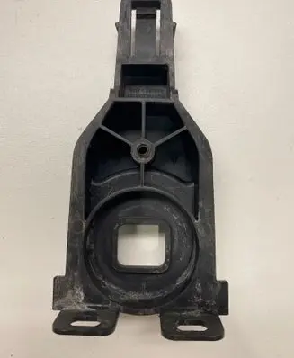 Porsche Macan (95B) Radiator mount bracket 95B121093A