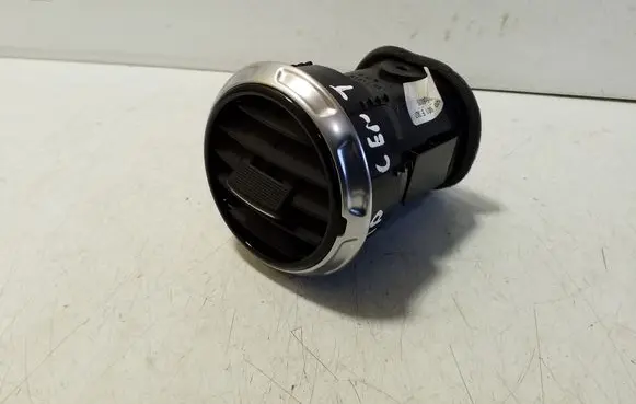 Audi TT TTS Mk2 Dash center air vent grill 8J0820901E
