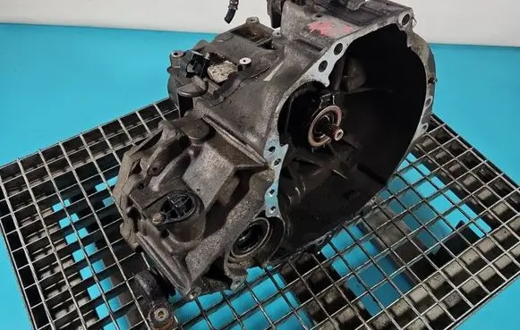 Nissan Almera N16 Manual 5 speed gearbox 4M516 IMPRK1580887