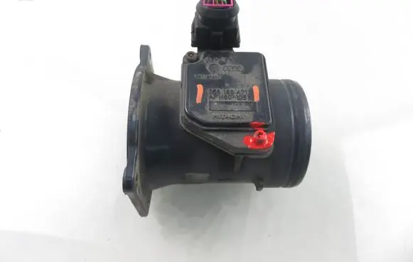 Audi A4 S4 B5 8D Mass air flow meter AFH6010B 058133471