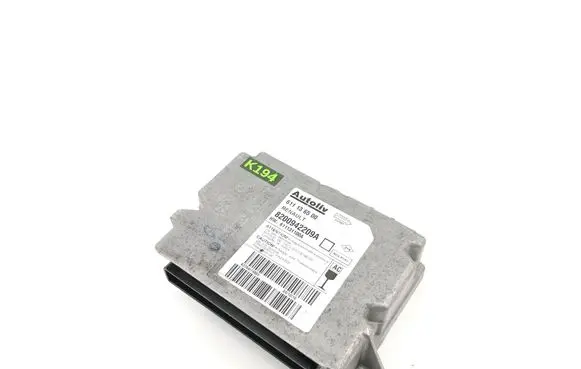 Renault Master III Airbag control unit/module 611136500 8200942209A