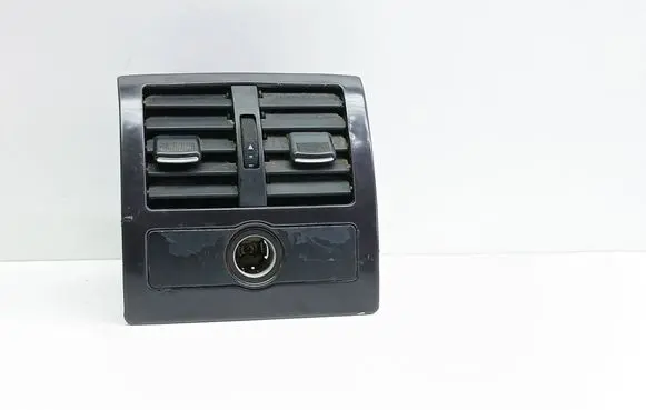 Audi A6 S6 C5 4B Rear air vent grill 4B0819203