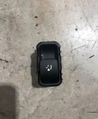 Mercedes-Benz B W247 Switch for retractable tow bar A1679052501