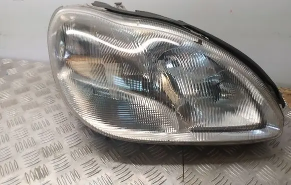 Mercedes-Benz S W220 Headlight/headlamp A2208200661